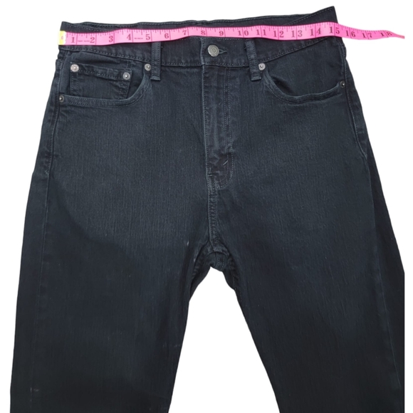 (M) Levi's Black Jeans (Men) - Picture 7 of 12